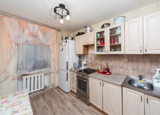 Продается 3-ком. квартира, 63.9 м2, Нижневартовск, улица Менделеева, 32