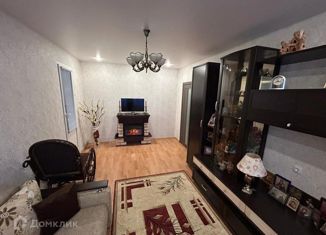 Продажа двухкомнатной квартиры, 57 м2, Строитель, улица Жукова, 13