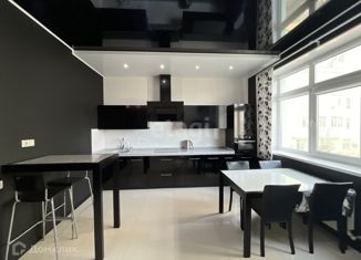 Продам 2-ком. квартиру, 82.1 м2, Белгород, Свято-Троицкий бульвар, 15, Западный округ