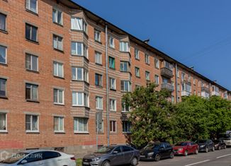 Продам 3-комнатную квартиру, 55.2 м2, Кронштадт, улица Велещинского, 15
