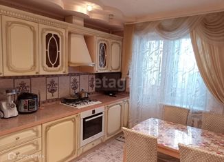 Трехкомнатная квартира на продажу, 75 м2, Энгельс, Пролетарская улица, 1