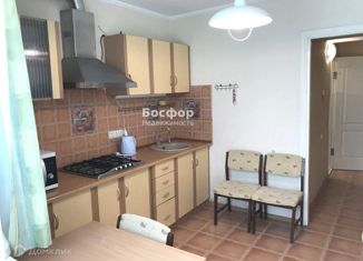 Сдаю в аренду 1-ком. квартиру, 46 м2, Феодосия, бульвар Старшинова, 8А