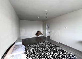 Продам 2-комнатную квартиру, 63 м2, Тюменская область, улица Созидателей, 1