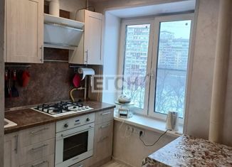 Продажа 3-ком. квартиры, 55 м2, Москва, Волжский бульвар, 16к1, метро Текстильщики