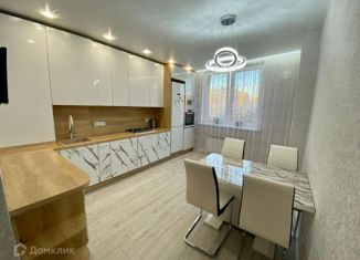 Продам трехкомнатную квартиру, 85 м2, Калининградская область, Нальчикская улица, 2