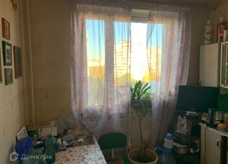 Продам 2-ком. квартиру, 52.6 м2, Москва, улица Лескова, улица Лескова, 23