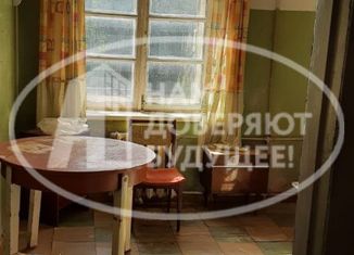 Продам 2-ком. квартиру, 63 м2, Соликамск, улица Мира, 48А