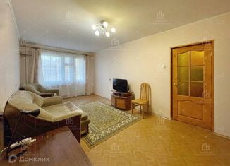 Продаю однокомнатную квартиру, 42.1 м2, Петергоф, Собственный проспект, 34