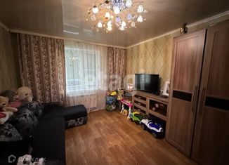 Продажа 2-ком. квартиры, 48 м2, рабочий посёлок Бородинский, Трудовая улица, 7