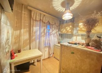 1-комнатная квартира на продажу, 30.4 м2, посёлок городского типа Кардымово, Советская улица, 24