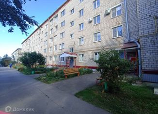 Продажа 1-комнатной квартиры, 35 м2, Можга, улица Труда, 30