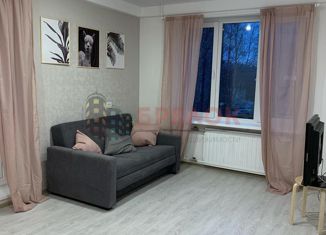 Продаю 1-ком. квартиру, 30 м2, Ростов-на-Дону, Вятская улица, 94