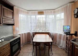 Продам 3-комнатную квартиру, 76 м2, Москва, улица Цюрупы, 20к1, улица Цюрупы