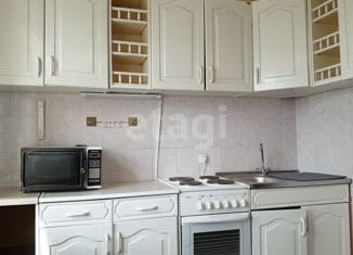 Продажа 1-ком. квартиры, 32 м2, Мегион, проспект Победы, 2