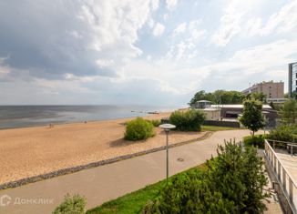 Продаю 4-комнатную квартиру, 164.8 м2, посёлок Репино, Приморское шоссе, 424