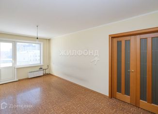 Продам трехкомнатную квартиру, 63 м2, Новосибирск, улица Селезнева, 32, улица Селезнева