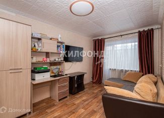 Продаю однокомнатную квартиру, 31.6 м2, Новосибирск, улица Писарева, 20, улица Писарева