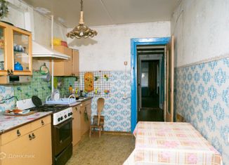 Продается 2-комнатная квартира, 51.1 м2, село Абаканово, улица Костромцова, 35