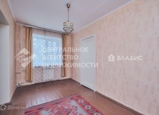 Продается 3-комнатная квартира, 51.1 м2, Рязань, площадь 26 Бакинских Комиссаров, 3, Советский административный округ