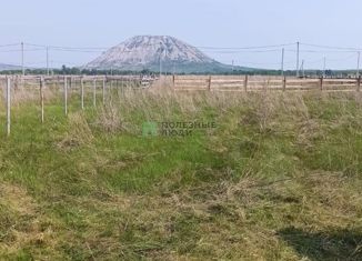 Продаю участок, 10 сот., село Янурусово, улица 7 Ноября