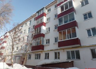 Однокомнатная квартира на продажу, 30.8 м2, Нижнекамск, проспект Строителей, 17