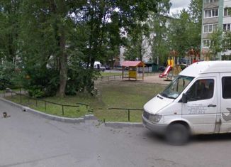 Продаю 2-ком. квартиру, 44 м2, Гатчина, Соборная улица, 21А