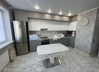 Продажа 2-комнатной квартиры, 68.1 м2, Мордовия, улица Полежаева, 92