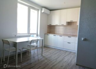 Продается 2-ком. квартира, 42.1 м2, Казань, улица Архитектора Гайнутдинова, 26к2, Советский район