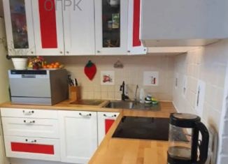 Продаю трехкомнатную квартиру, 70 м2, Москва, Некрасовская улица, 9, Некрасовская улица