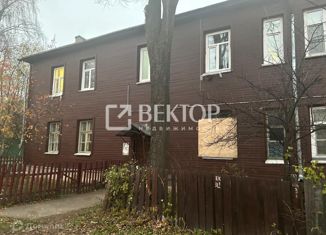Продается двухкомнатная квартира, 54 м2, Костромская область, улица Титова, 12