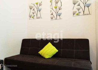 Продам 5-комнатную квартиру, 67 м2, Казань, улица Наки Исанбета, 43, Советский район