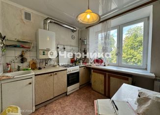 Сдаю в аренду 2-комнатную квартиру, 57.5 м2, Шахты, проспект Победа Революции, 109