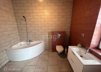 Продается дом, 120 м2, коттеджный поселок Шато-2, Рябиновая улица, 16