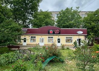 Продается офис, 42 м2, Новокубанск, улица Нева, 38