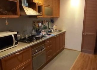 Продаю однокомнатную квартиру, 42 м2, Пятигорск, улица Бутырина, 3
