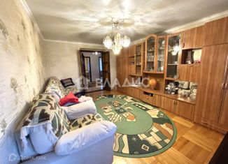 Продается 3-комнатная квартира, 57.7 м2, Адыгейск, проспект Ленина, 22