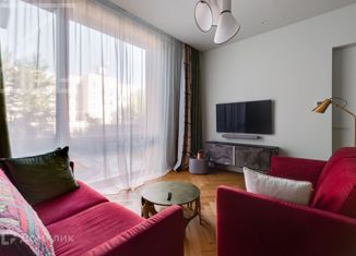 Сдам двухкомнатную квартиру, 70 м2, Москва, улица Малая Ордынка, 19, метро Третьяковская