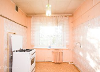 Продажа 2-комнатной квартиры, 41 м2, Балаково, улица Шевченко, 108