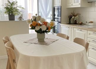 Продаю 2-комнатную квартиру, 70 м2, Краснодар, ЖК Фонтаны, Воронежская улица, 47Б