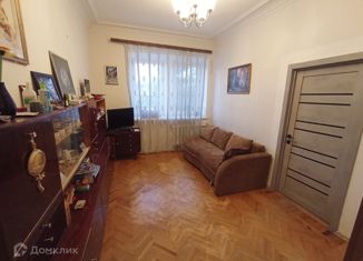 Продаю двухкомнатную квартиру, 48.2 м2, Ставрополь, площадь Ленина, 3, Ленинский район