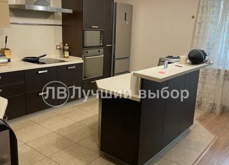 Продам четырехкомнатную квартиру, 181.6 м2, Волгоград, Центральный район, Бакинская улица, 13