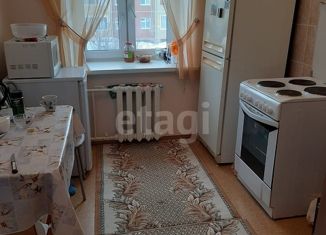 Продается двухкомнатная квартира, 46 м2, село Аромашево, улица Строителей, 72