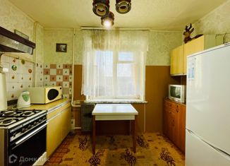 Продажа двухкомнатной квартиры, 48.6 м2, Курская область, улица Гоголя, 55