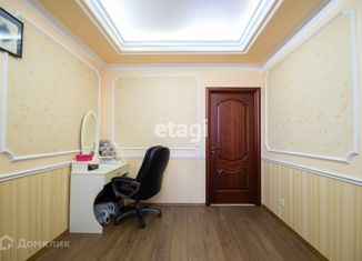 Продается трехкомнатная квартира, 70 м2, Санкт-Петербург, проспект Стачек, 8А, муниципальный округ Нарвский