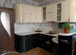 Продаю 2-комнатную квартиру, 47 м2, Тюмень, улица Жуковского, 80