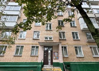 Продаю 2-ком. квартиру, 40.6 м2, Москва, САО, Флотская улица, 44