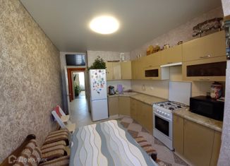 Продам 2-ком. квартиру, 55 м2, Ставрополь, улица Рогожникова, 11, ЖК Севастопольский