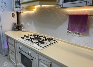 Продается четырехкомнатная квартира, 77.2 м2, Белебей, улица Войкова, 119