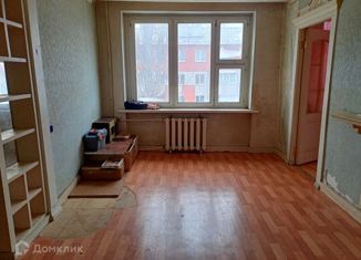 Продажа 2-комнатной квартиры, 42.5 м2, Чапаевск, улица Володарского, 2