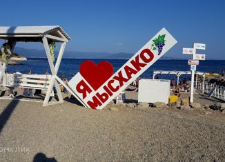 Продаю 2-комнатную квартиру, 111.8 м2, село Мысхако, Шоссейная улица, 39